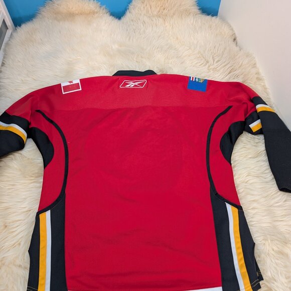 Reebok Men Calgary Flames NHL Authentic Pro Breakaway Hockey Home Jersey Size S - Picture 10 of 10